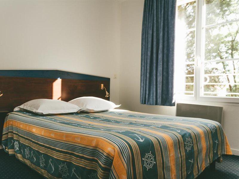 Terres De France - Appart'Hotel La Roche-Posay Bagian luar foto
