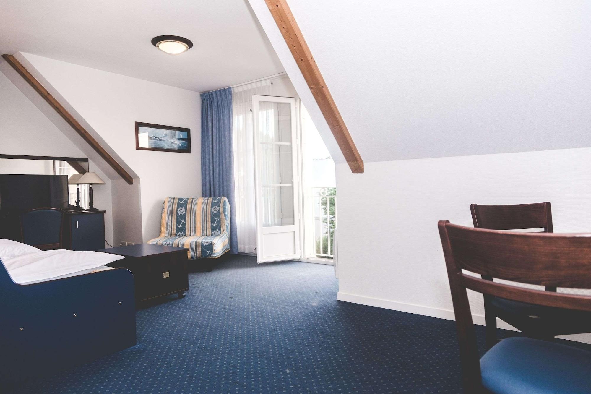 Terres De France - Appart'Hotel La Roche-Posay Bagian luar foto