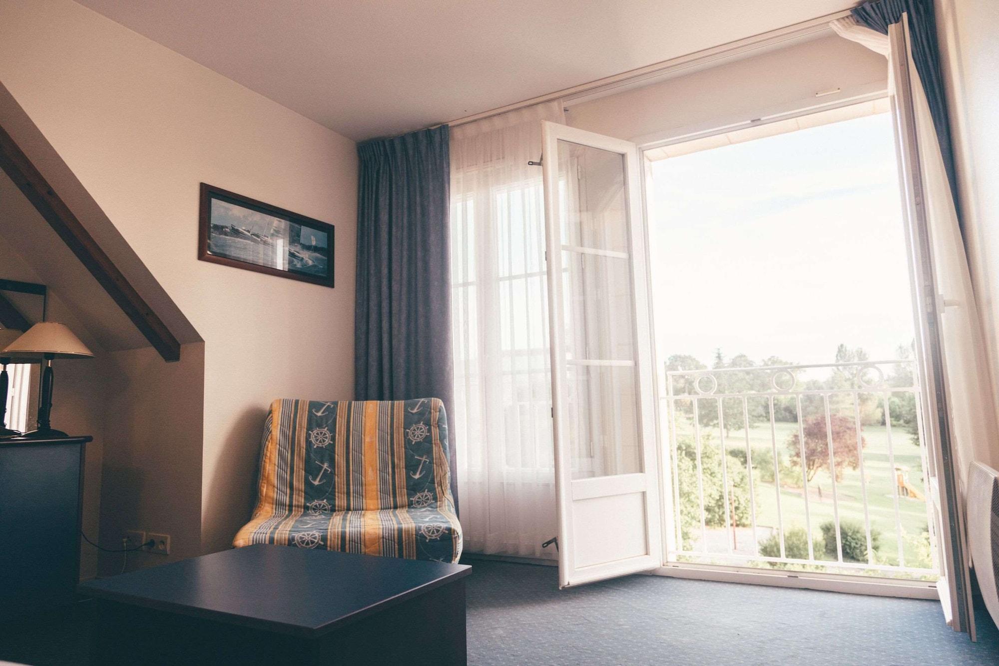 Terres De France - Appart'Hotel La Roche-Posay Bagian luar foto