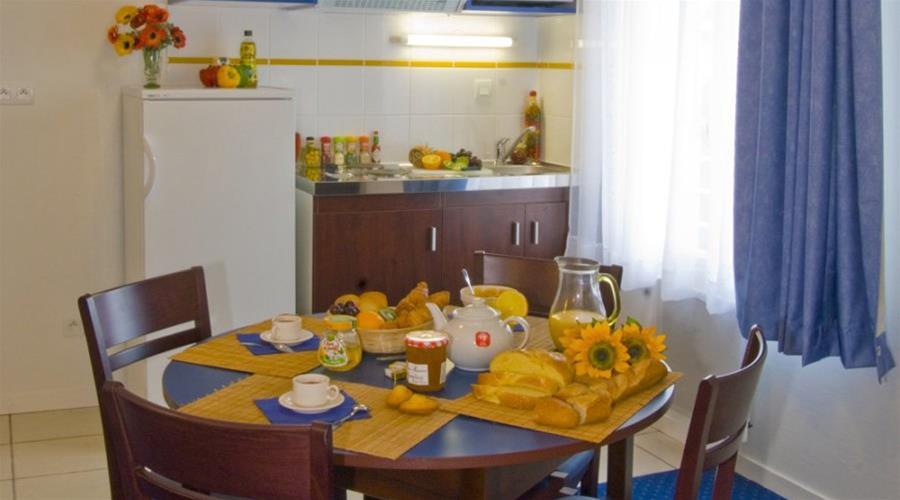 Terres De France - Appart'Hotel La Roche-Posay Bagian luar foto