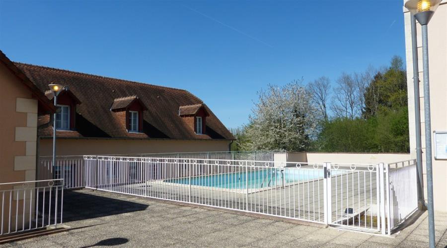 Terres De France - Appart'Hotel La Roche-Posay Bagian luar foto