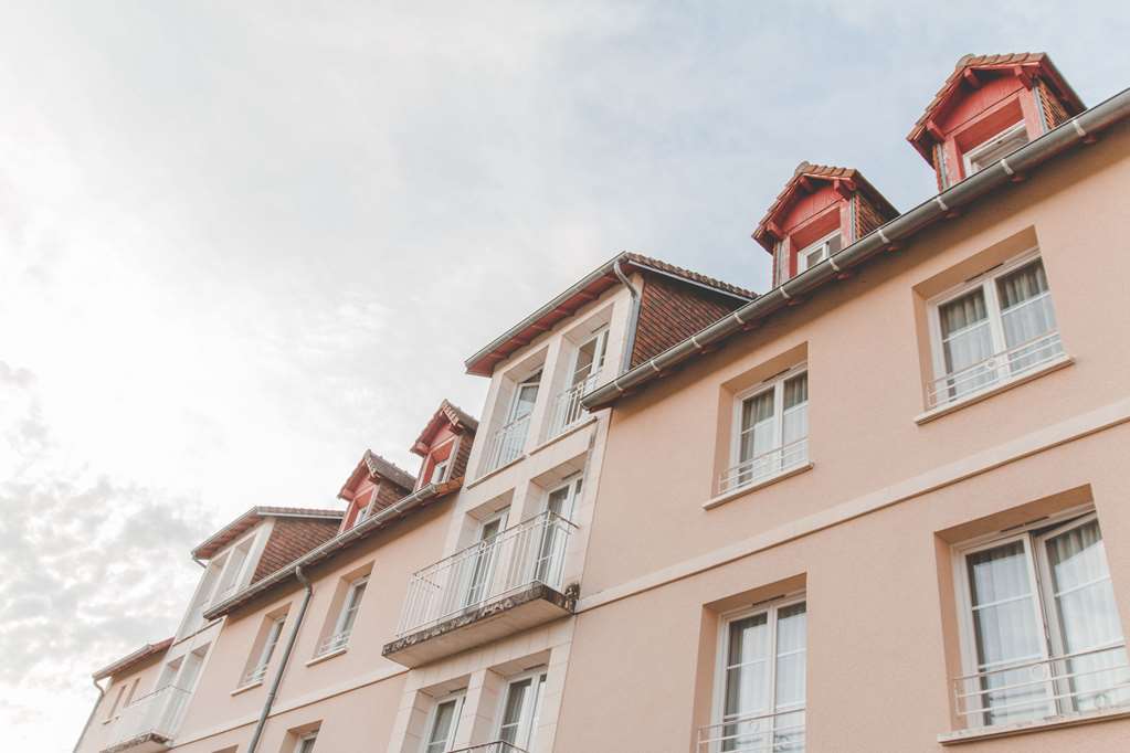 Terres De France - Appart'Hotel La Roche-Posay Bagian luar foto